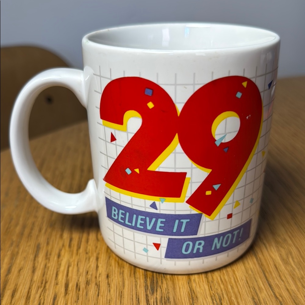 Vintage HALLMARK Mugs 1984 Made in Japan 29 and Holding Believe it or Not Mug